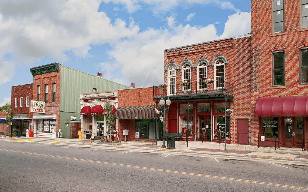 Quite streets of Gibson County, TN-Blue Suede Realty- Real estate agents In Gibson County, TN